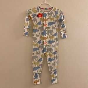 Magnetic Me bamboo Safari Animal Print Footie